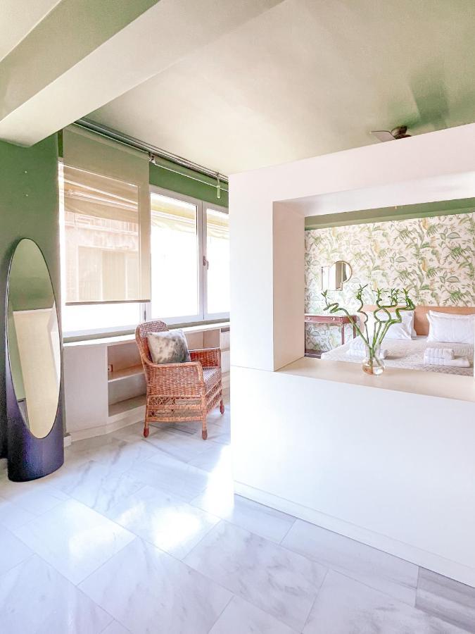 Loft 1 Bedroom Apartment In The Heart Of 아테네 외부 사진