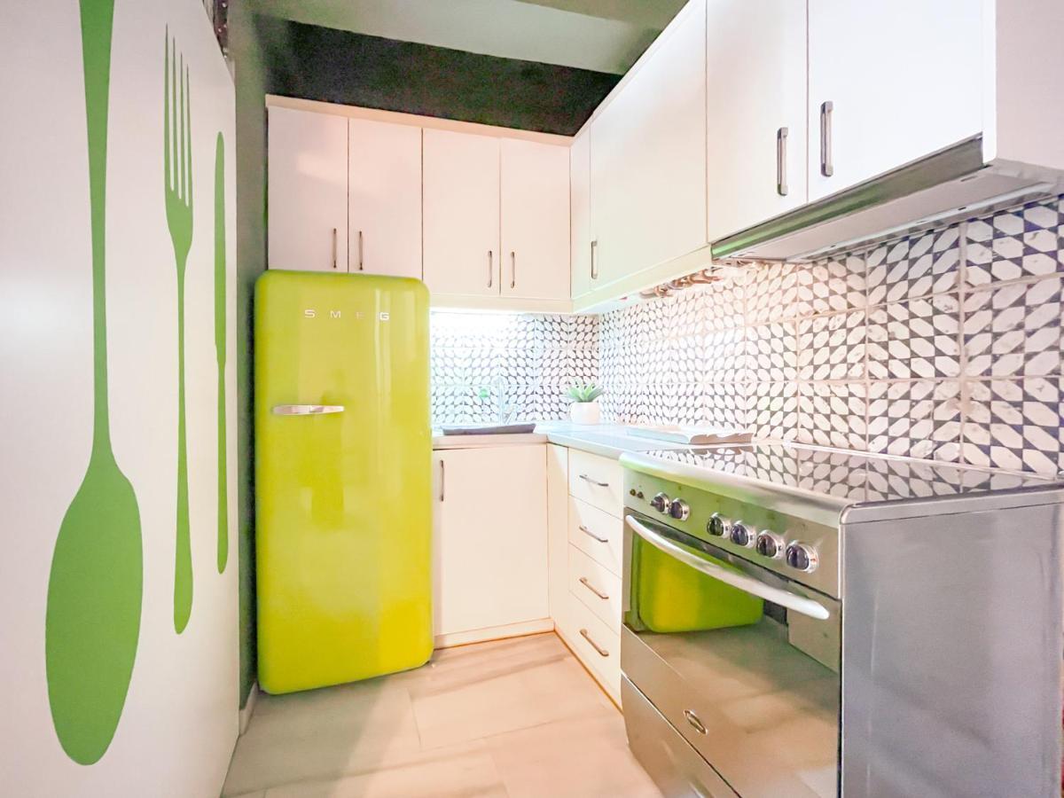 Loft 1 Bedroom Apartment In The Heart Of 아테네 외부 사진